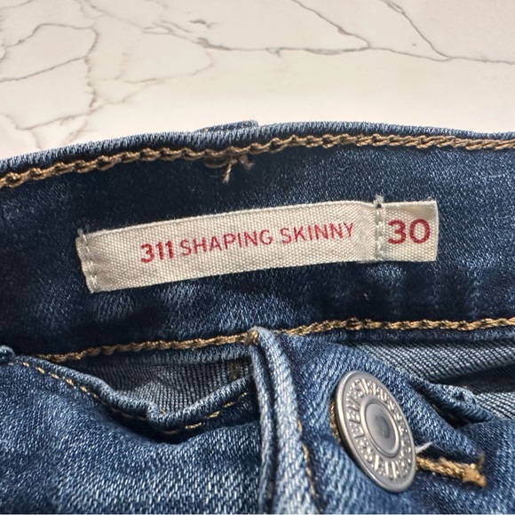 🌸Levi’s 311 Shaping Skinny Women’s Size 30🌸 - Picture 6 of 9